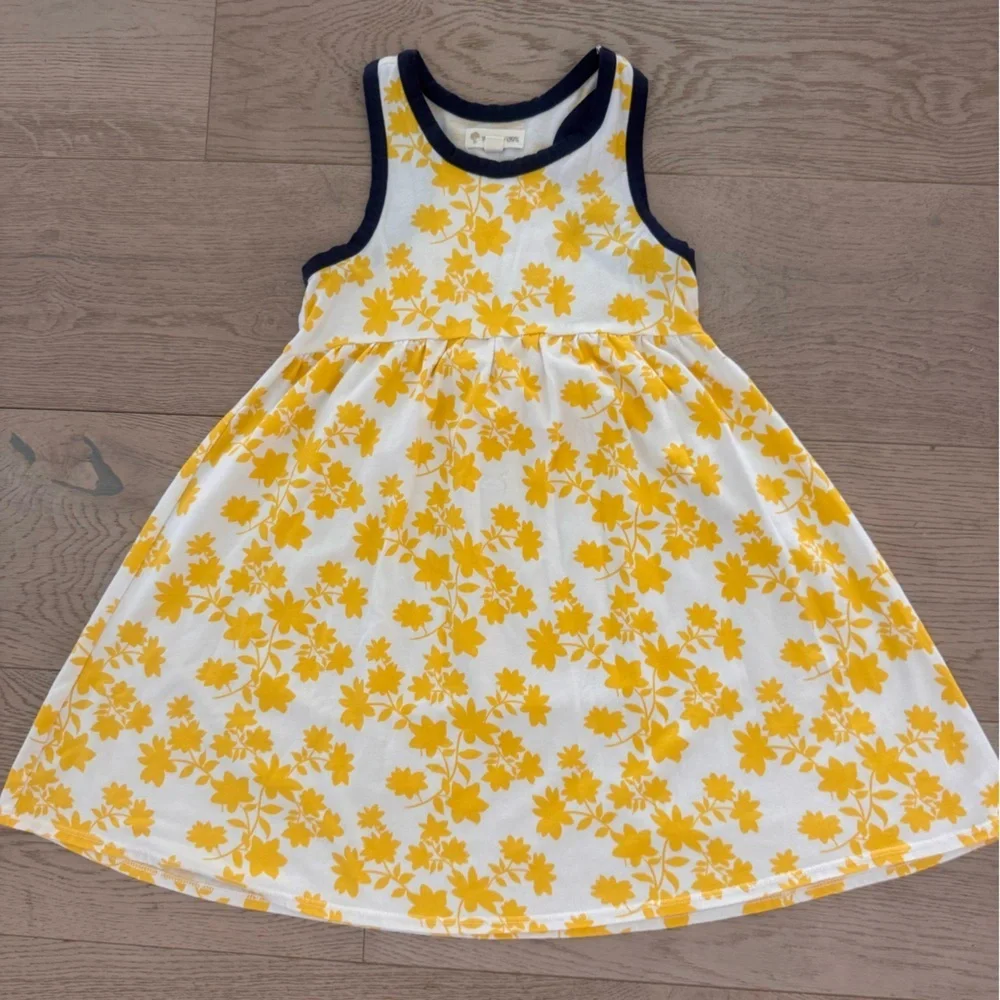 Girls Tucker + Tate sleeveless dress size 6